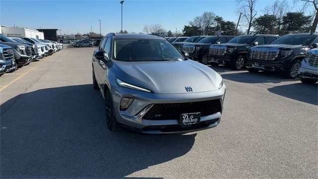 Buick Envision Vehicle Full-screen Gallery Image 02