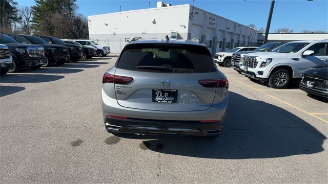 Buick Envision Vehicle Full-screen Gallery Image 07