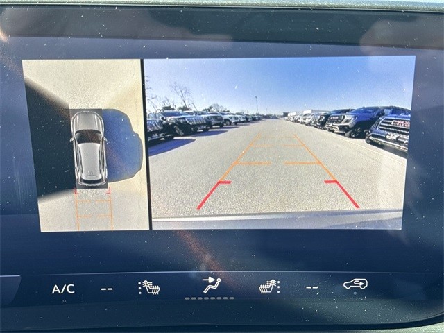 Buick Envision Vehicle Full-screen Gallery Image 17