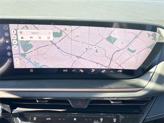 Buick Envision Vehicle Full-screen Gallery Image 18