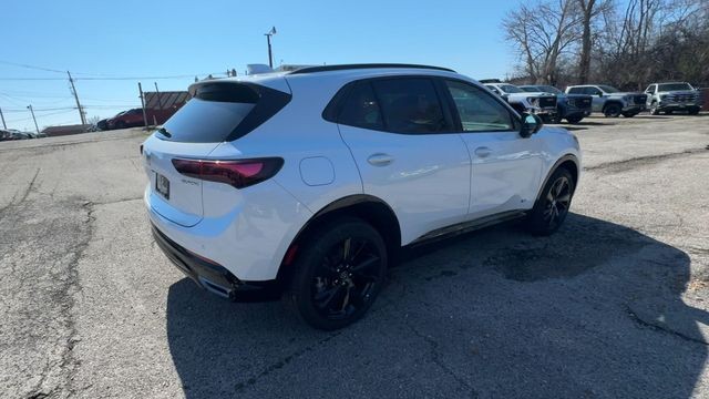 Buick Envision Vehicle Full-screen Gallery Image 08