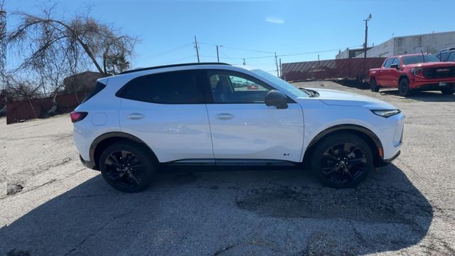 Buick Envision Vehicle Full-screen Gallery Image 09