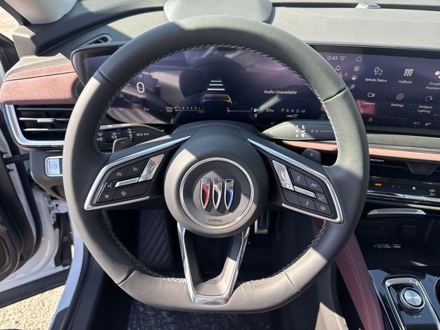 Buick Envision Vehicle Full-screen Gallery Image 14