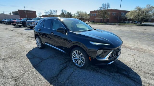 Buick Envision Vehicle Full-screen Gallery Image 02