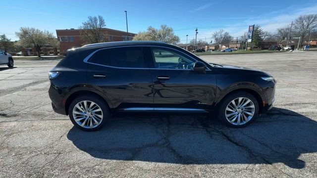 Buick Envision Vehicle Full-screen Gallery Image 09