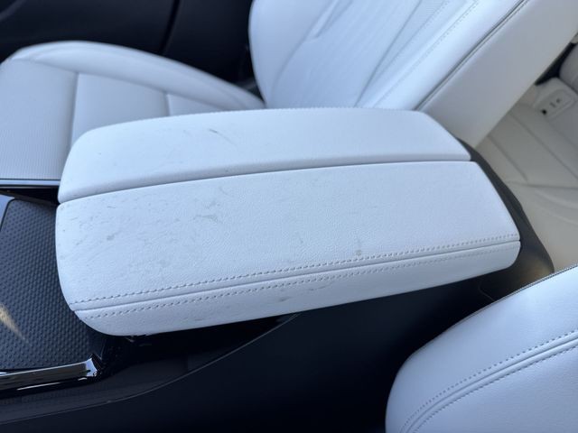 Buick Envision Vehicle Full-screen Gallery Image 21