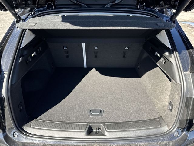 Buick Envision Vehicle Full-screen Gallery Image 24