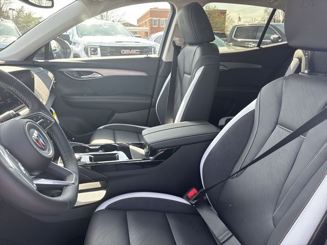 Buick Envision Vehicle Full-screen Gallery Image 11