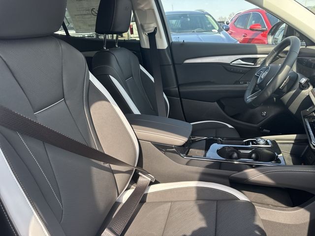 Buick Envision Vehicle Full-screen Gallery Image 24