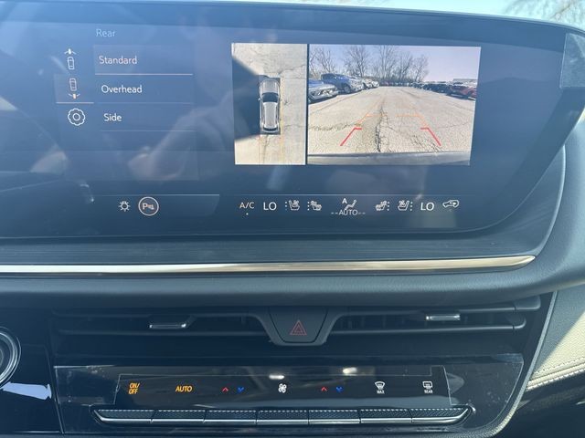 Buick Envision Vehicle Full-screen Gallery Image 17