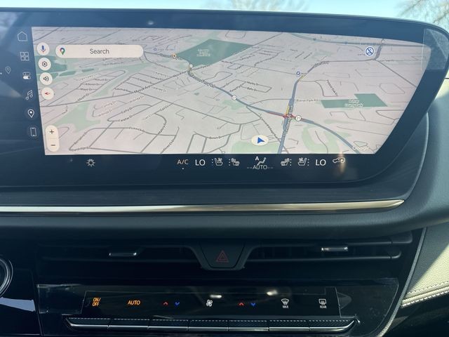 Buick Envision Vehicle Full-screen Gallery Image 18