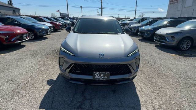 Buick Envision Vehicle Full-screen Gallery Image 03