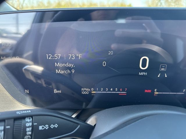 Buick Envision Vehicle Full-screen Gallery Image 15