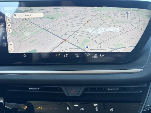 Buick Envision Vehicle Full-screen Gallery Image 18