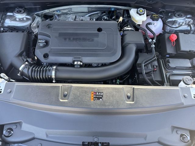 Buick Envision Vehicle Full-screen Gallery Image 25