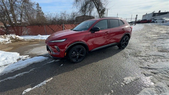 Buick Envision Vehicle Full-screen Gallery Image 04