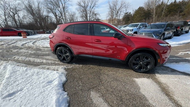 Buick Envision Vehicle Full-screen Gallery Image 09