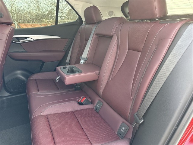 Buick Envision Vehicle Full-screen Gallery Image 23