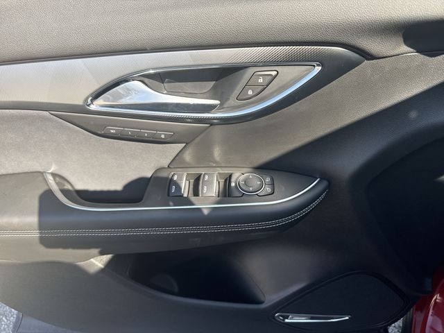 Buick Envision Vehicle Full-screen Gallery Image 13