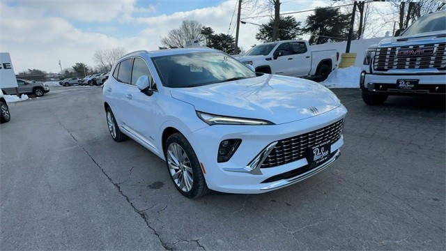 Buick Envision Vehicle Full-screen Gallery Image 02