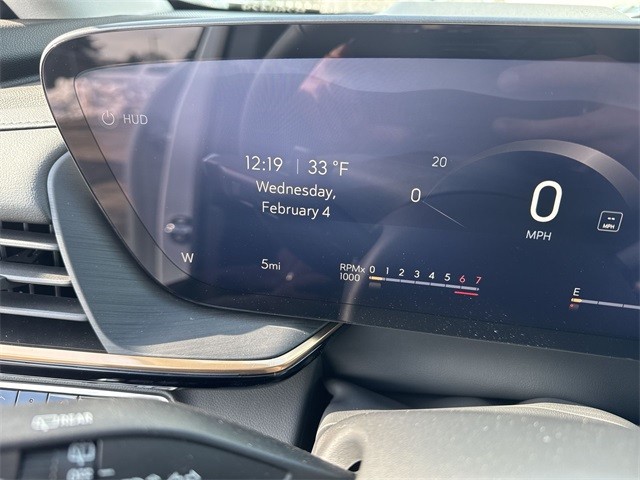 Buick Envision Vehicle Full-screen Gallery Image 15