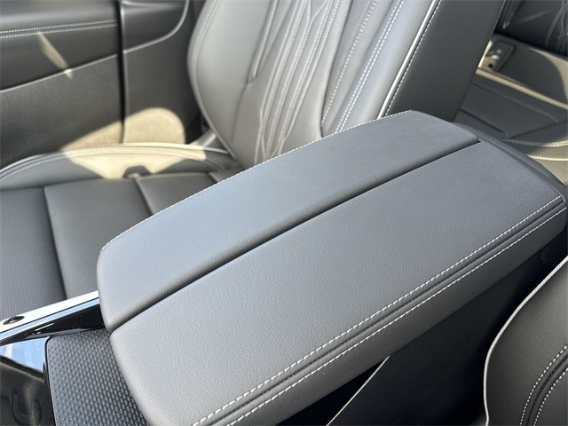 Buick Envision Vehicle Full-screen Gallery Image 21