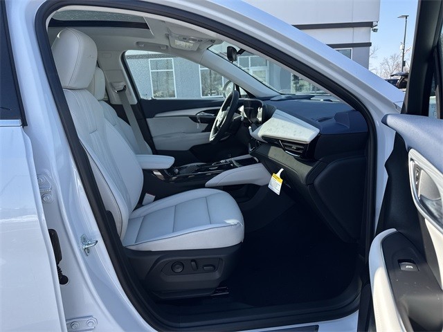 Buick Envision Vehicle Full-screen Gallery Image 29