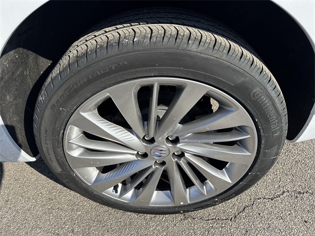 Buick Envision Vehicle Full-screen Gallery Image 33