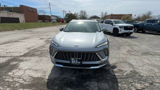 Buick Envision Vehicle Full-screen Gallery Image 03