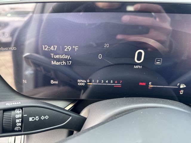 Buick Envision Vehicle Full-screen Gallery Image 15