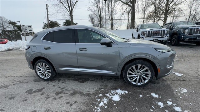 Buick Envision Vehicle Full-screen Gallery Image 09