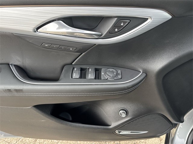 Buick Envision Vehicle Full-screen Gallery Image 13