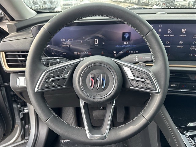 Buick Envision Vehicle Full-screen Gallery Image 14