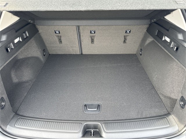 Buick Envision Vehicle Full-screen Gallery Image 23