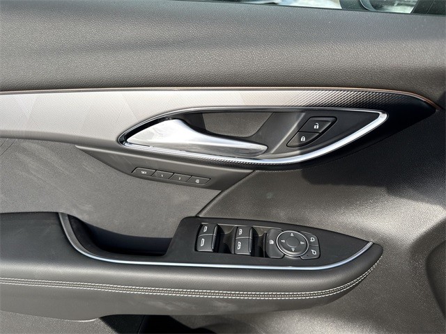 Buick Envision Vehicle Full-screen Gallery Image 13