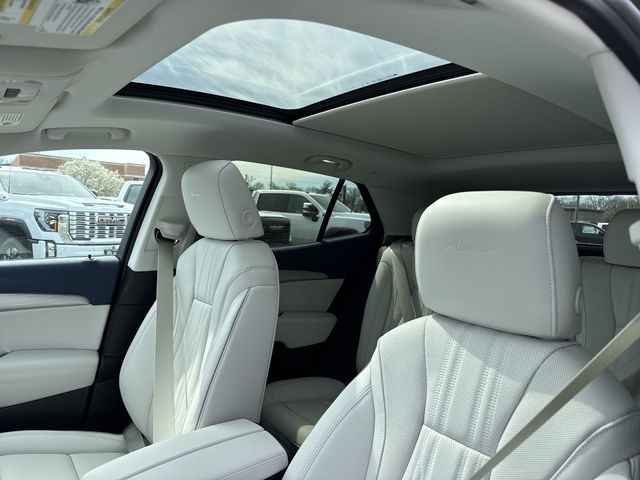 Buick Envision Vehicle Full-screen Gallery Image 22