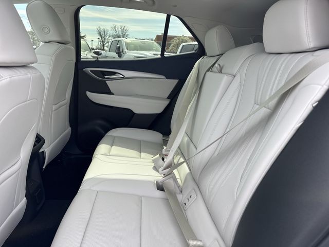 Buick Envision Vehicle Full-screen Gallery Image 23