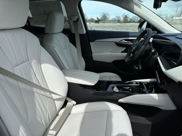 Buick Envision Vehicle Full-screen Gallery Image 25