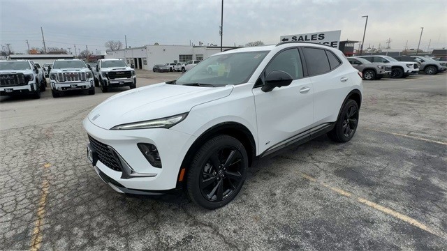 Buick Envision Vehicle Full-screen Gallery Image 04