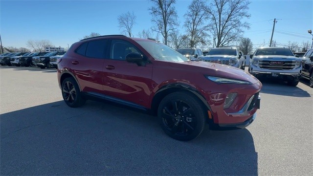 Buick Envision Vehicle Full-screen Gallery Image 02