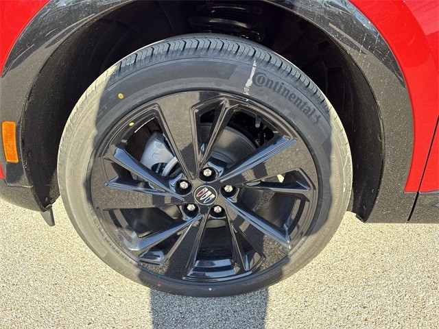 Buick Envision Vehicle Full-screen Gallery Image 10