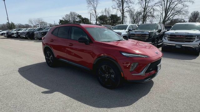 Buick Envision Vehicle Full-screen Gallery Image 02