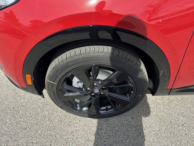 Buick Envision Vehicle Full-screen Gallery Image 10