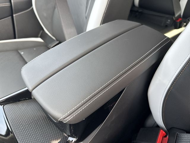 Buick Envision Vehicle Full-screen Gallery Image 21