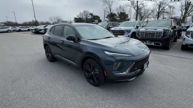 Buick Envision Vehicle Full-screen Gallery Image 02