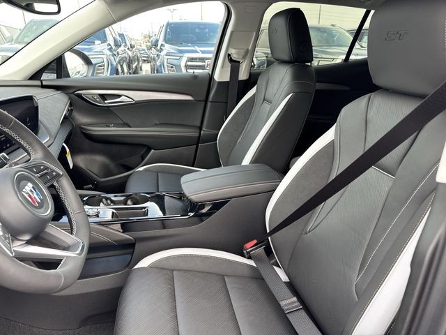 Buick Envision Vehicle Full-screen Gallery Image 11