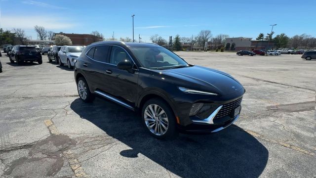 Buick Envision Vehicle Full-screen Gallery Image 02