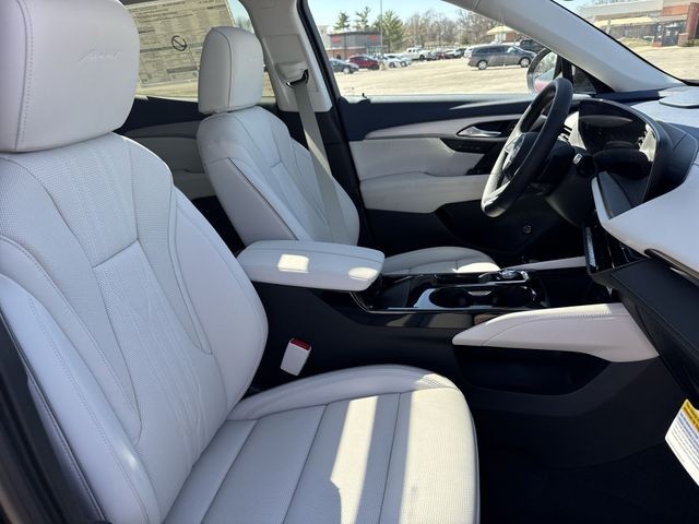 Buick Envision Vehicle Full-screen Gallery Image 26