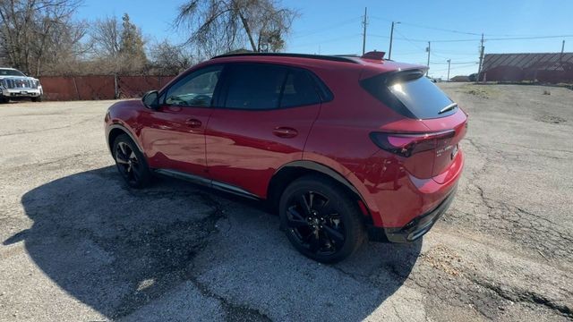 Buick Envision Vehicle Full-screen Gallery Image 06