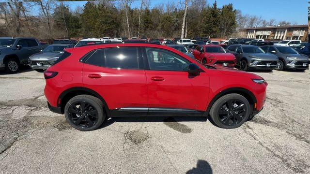 Buick Envision Vehicle Full-screen Gallery Image 09